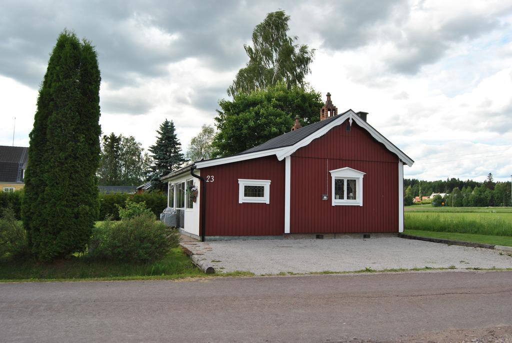 Orsastuguthyrning-Hansjoe Exterior photo